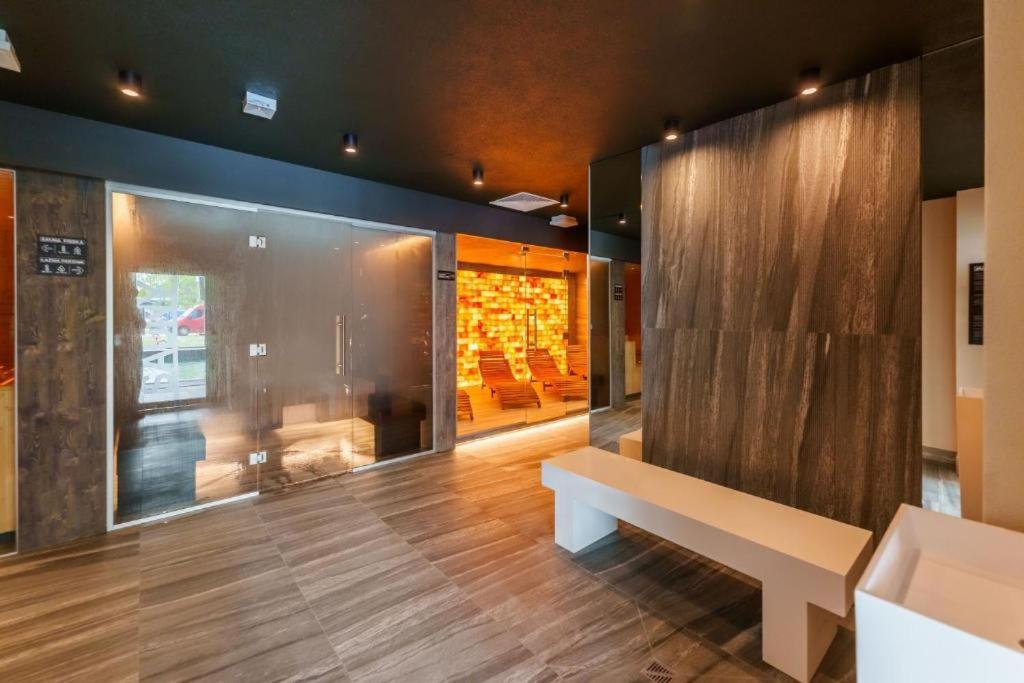 Akces Apartamenty Kasprowicza 20C- Basen, Sauny, Jacuzzi, Silownia W Cenie - Schwimmbad, Saunen, Jacuzzi, Fitnessstudio Im Preis Kolberg Exterior foto