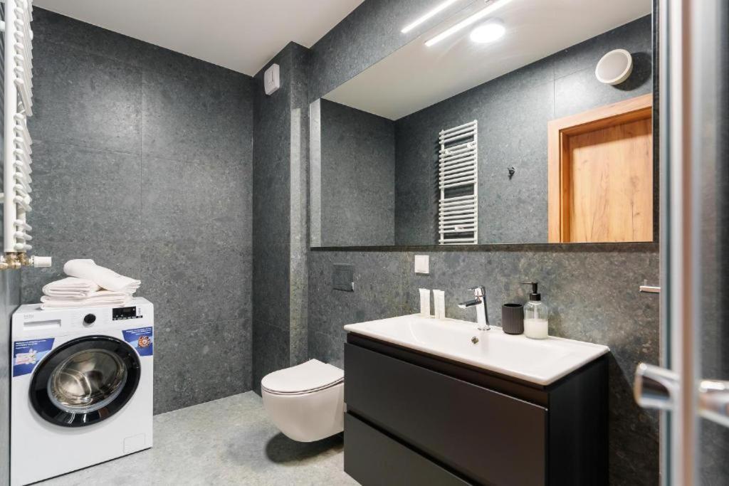 Akces Apartamenty Kasprowicza 20C- Basen, Sauny, Jacuzzi, Silownia W Cenie - Schwimmbad, Saunen, Jacuzzi, Fitnessstudio Im Preis Kolberg Exterior foto